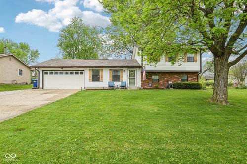 519 N Odell St, Brownsburg, IN, 46112-1166 | Card Image