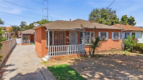 637 Hill St, Inglewood, CA, 90302-1906 | Card Image