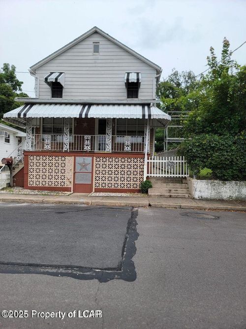 12 Jeanette St, Mocanaqua, PA, 18655-1404 | Card Image