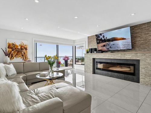 31-2216 Folkestone Way, West Vancouver, BC, V7S2X7 | Card Image