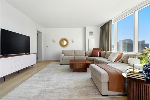 1404-1 Franklin St, Boston, MA, 02110-1171 | Card Image