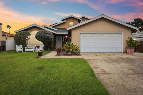 540 Donax Ave, Imperial Beach, CA, 91932-2023 | Card Image