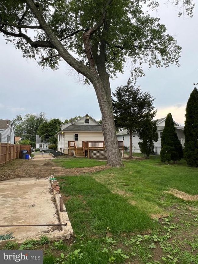 41 N Clinton Ave, House other with 3 bedrooms, 1 bathrooms and null parking in MAPLE SHADE NJ | Image 21