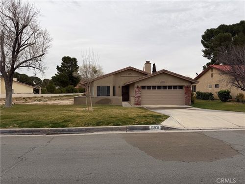 15031 Blue Grass Dr, Helendale, CA, 92342-7728 | Card Image