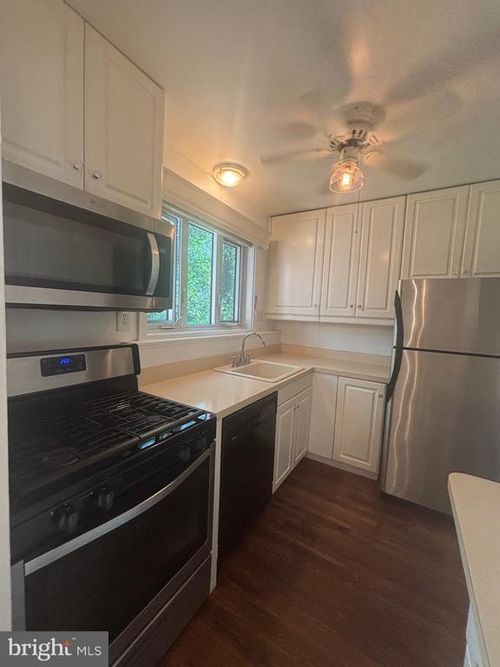 apt-301-10401 Montrose Ave, BETHESDA, MD, 20814-4159 | Card Image