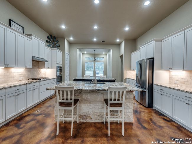 629 Windmill Ranch Rd, House other with 4 bedrooms, 5 bathrooms and null parking in Spring Branch TX | Image 9
