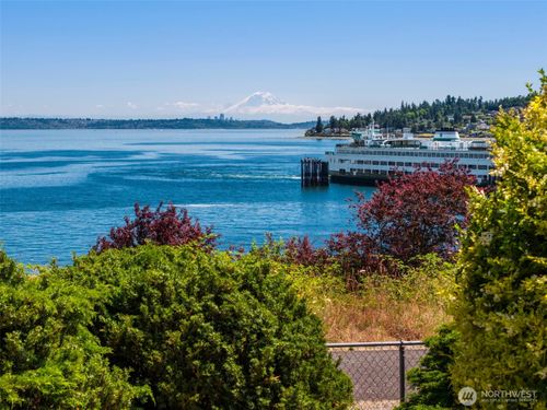 26005 Washington Blvd Ne, Kingston, WA, 98346-7675 | Card Image