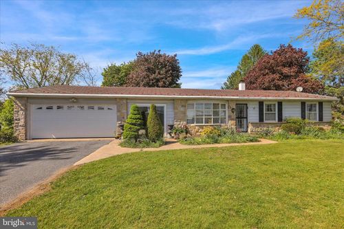 9185 Old Route 22, BETHEL, PA, 19507-9748 | Card Image