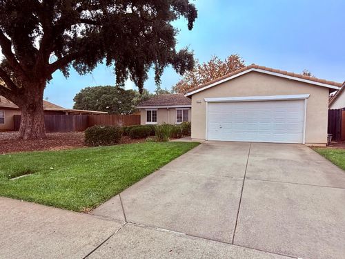 4272 Aubergine Way, Mather, CA, 95655 | Card Image