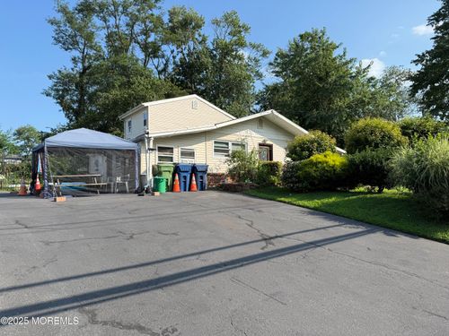 608 Wayside Rd, Neptune, NJ, 07753-3636 | Card Image