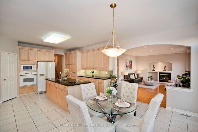 18 Houndsbrook Cres, House other with 5 bedrooms, 4 bathrooms and 6 parking in Unionville ON | Image 13