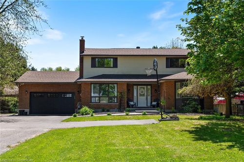 9717 Dickenson Rd W, Mount Hope, ON, L0R1W0 | Card Image