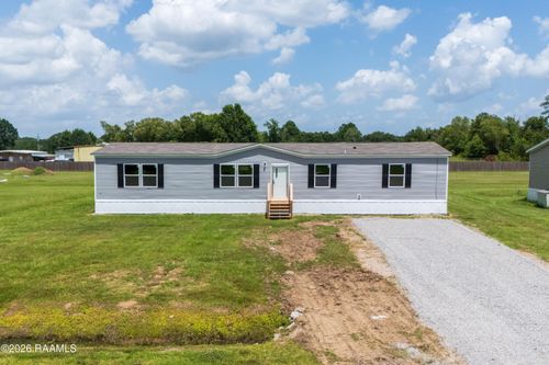 111 Dewaldo St, Scott, LA, 70583-4825 | Card Image