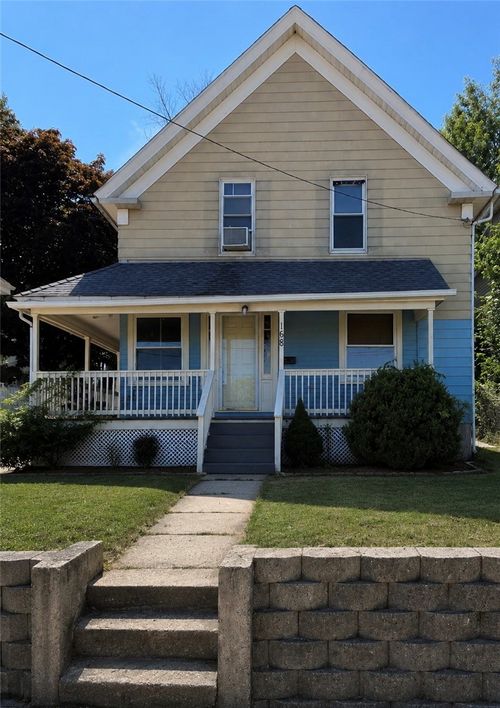 168 3rd Ave, Woonsocket, RI, 02895-4043 | Card Image