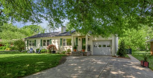 221 Greenbriar Rd, Lexington, KY, 40503-2633 | Card Image