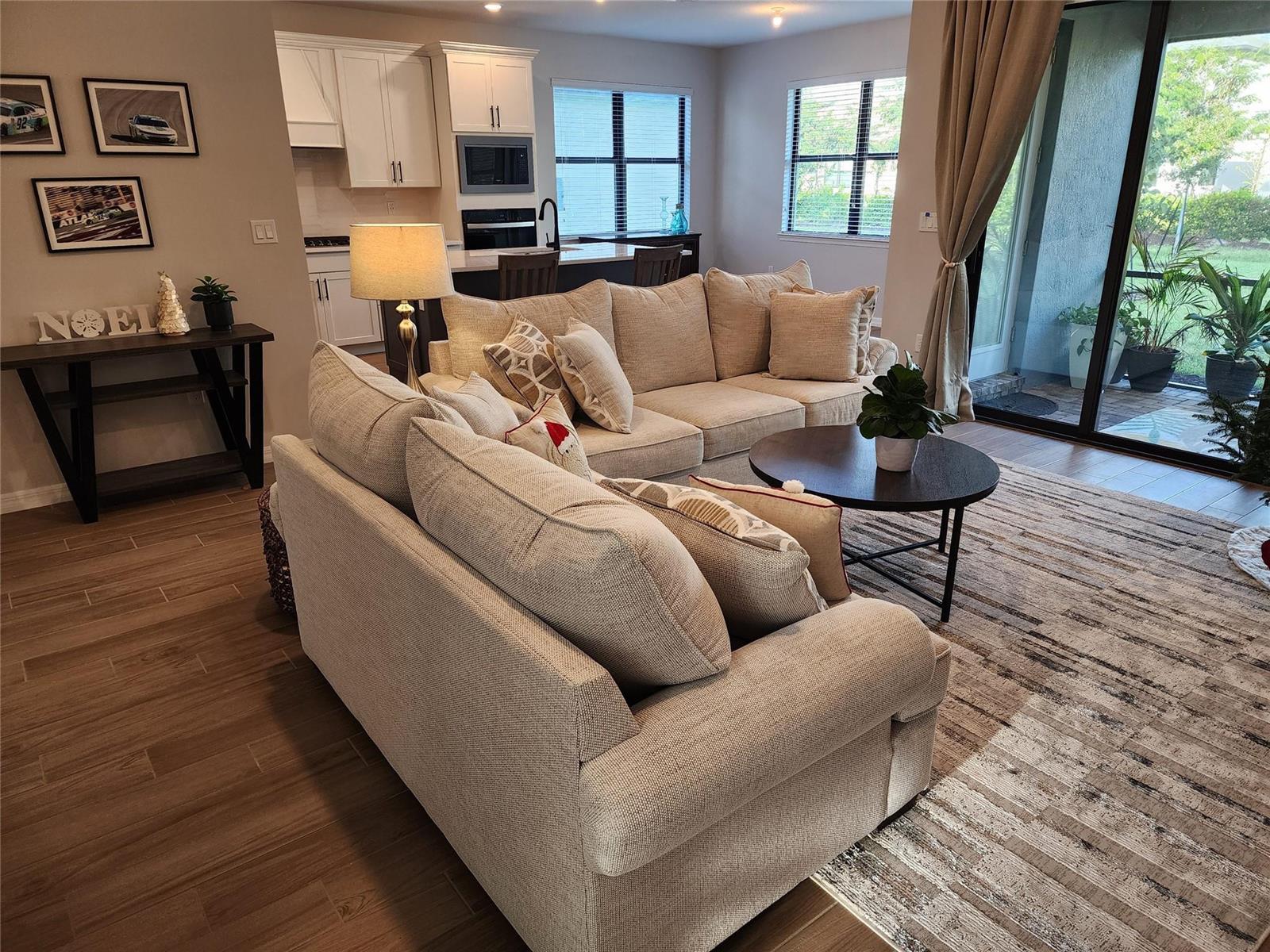 Residential in Oakland Park 5
