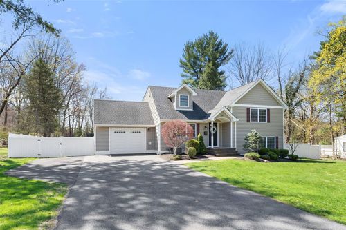 381 Blauvelt Rd, Blauvelt, NY, 10913-1529 | Card Image