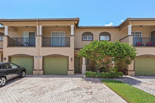 203-6272 S Military Trl, Lake Worth, FL, 33463-7224 | Card Image