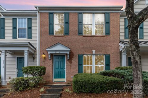 8310 Shinkansen Dr, Charlotte, NC, 28213-5376 | Card Image
