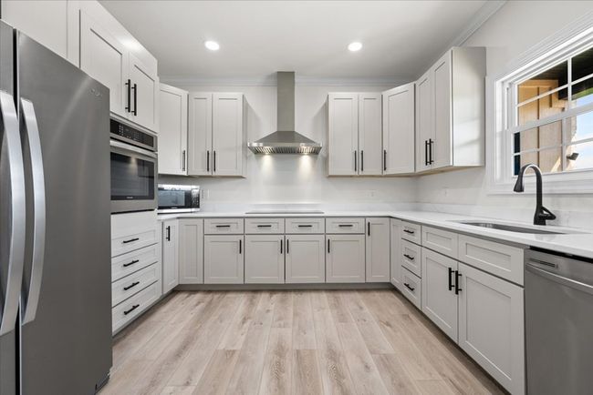 12119 Lasalle Ct, House other with 5 bedrooms, 4 bathrooms and 2 parking in Glade Spring VA | Image 12