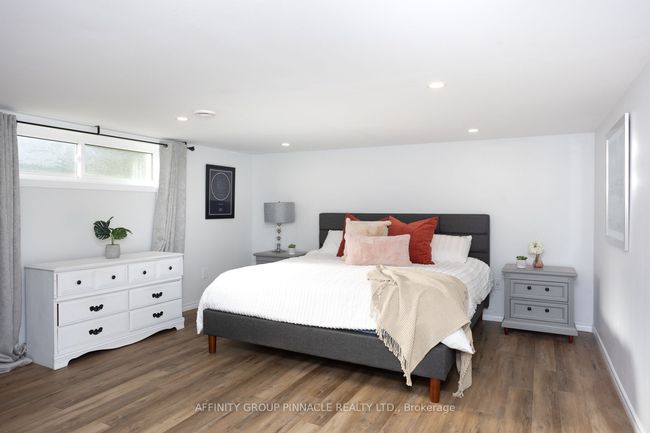 44 St David St, House other with 5 bedrooms, 2 bathrooms and 4 parking in Lindsay ON | Image 30