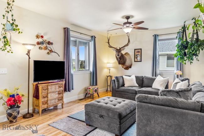 304 Farmall Ln, House other with 4 bedrooms, 3 bathrooms and null parking in Manhattan MT | Image 11
