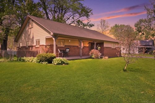 24960 Trombley St, Harrison Township, MI, 48045-3381 | Card Image