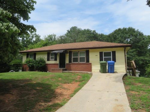 1650 Bridgeport Dr Nw, Atlanta, GA, 30318-3332 | Card Image