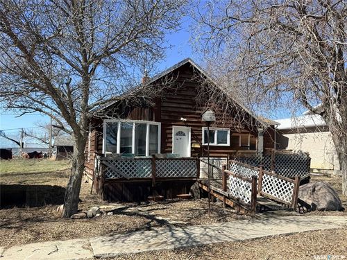 302 1st Street W, Milden, SK, S0L2L0 | Card Image
