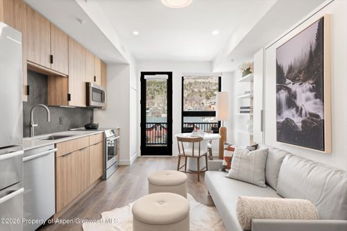 323-140 Basalt Center Cir, Basalt, CO, 81621-8900 | Card Image