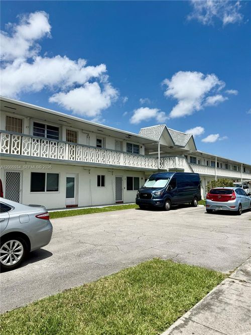 23-11 Ne 204th St, Miami Gardens, FL, 33179-6004 | Card Image