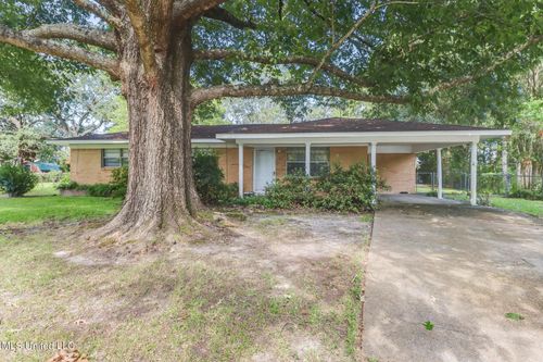 119 Gahan Dr, Gulfport, MS, 39503-3255 | Card Image