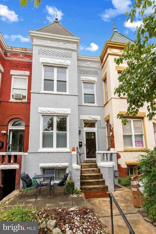 1004 11th St Ne, WASHINGTON, DC, 20002-3704 | Card Image