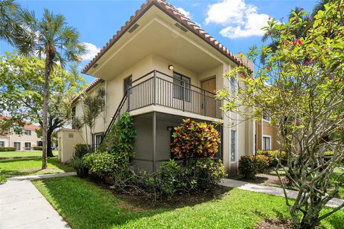 apt-201-432 Lakeview Dr, Weston, FL, 33326-2463 | Card Image