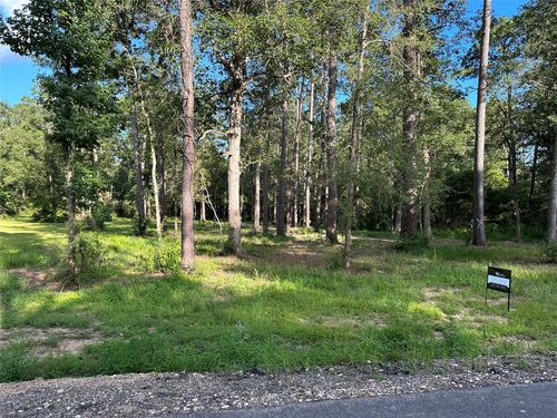 1475 Lakewood Dr, Woodville, TX, 75979-7347 | Card Image