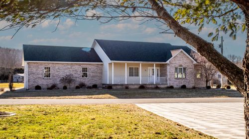 9020 Meyer Rd, Brookville, IN, 47012-8933 | Card Image