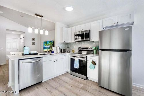2623-2623 Lagoon Knl, Panama City, FL, 32408-4358 | Card Image