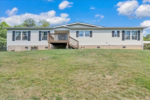 833 Gravel Hill Rd, Troutville, VA, 24175-7106 | Card Image
