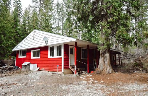 4961 Northshore Diamond Lake Rd, Newport, WA, 99156-8444 | Card Image