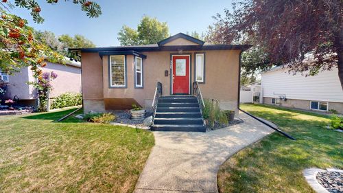 1129 20 St S, Lethbridge, AB, T1K2E1 | Card Image