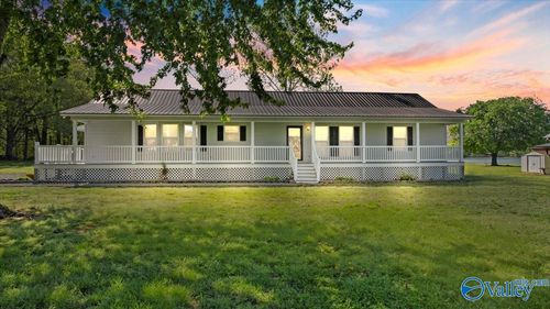 231 Dolphin Point Dr, Langston, AL, 35755-7124 | Card Image