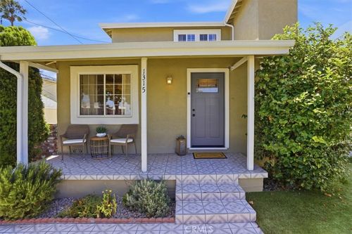 1315 Field Ave, Inglewood, CA, 90302 | Card Image