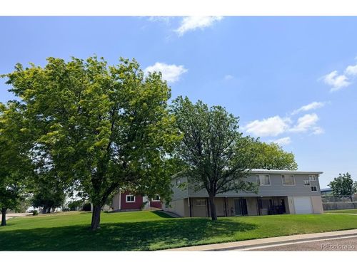 166 3rd Ave, Deer Trail, CO, 80105-8057 | Card Image