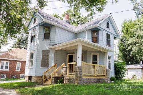 241 W Hickory St, Kankakee, IL, 60901-3716 | Card Image