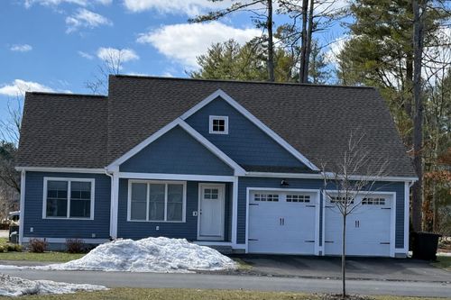 15 Wilderness Dr, Nashua, NH, 03062-1702 | Card Image