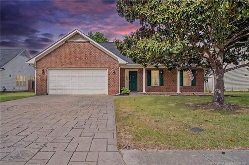 1010 Kenan Dr, Hope Mills, NC, 28348-8607 | Card Image