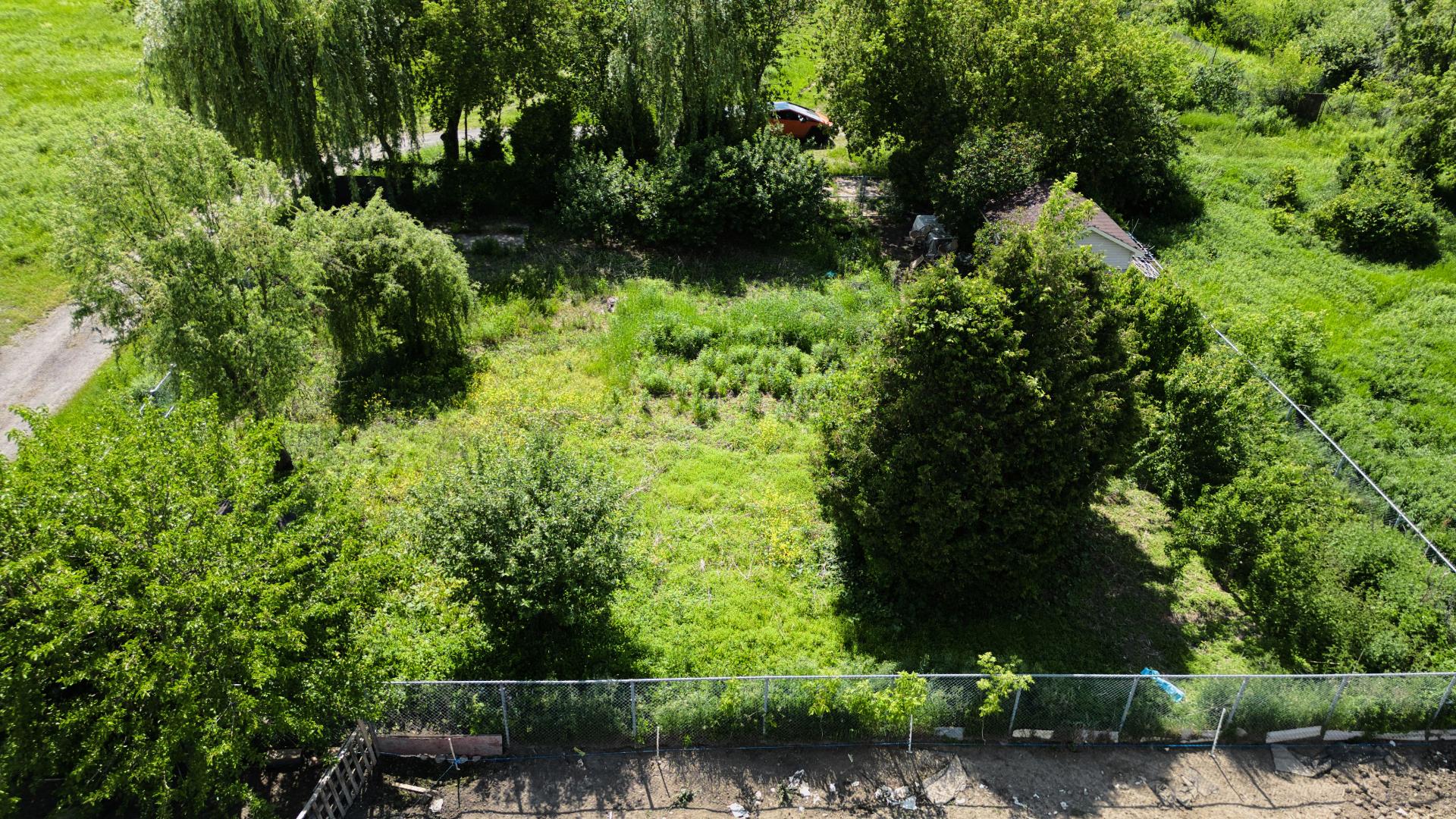 Land in Laval (Auteuil) 2