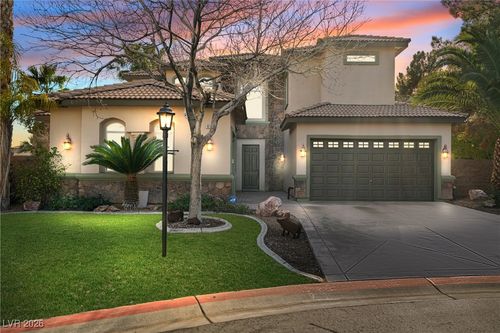 8138 Villa Duenas Ct, Las Vegas, NV, 89131-1666 | Card Image