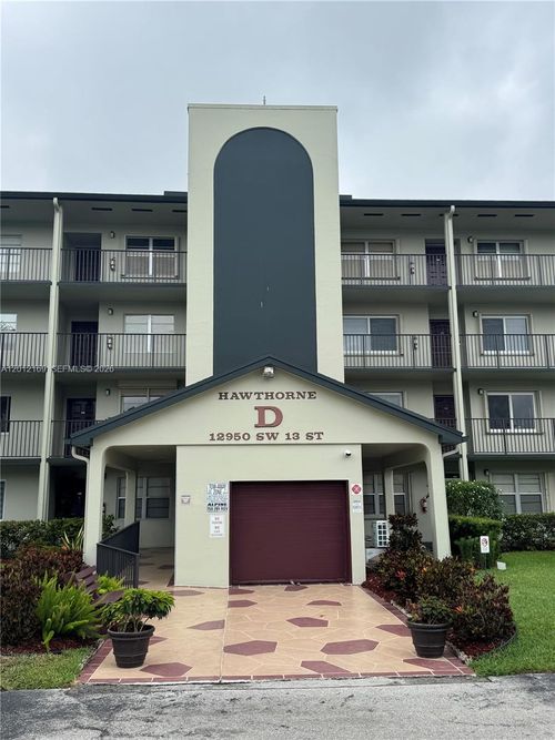 412d-12950 Sw 13th St, Pembroke Pines, FL, 33027-6824 | Card Image