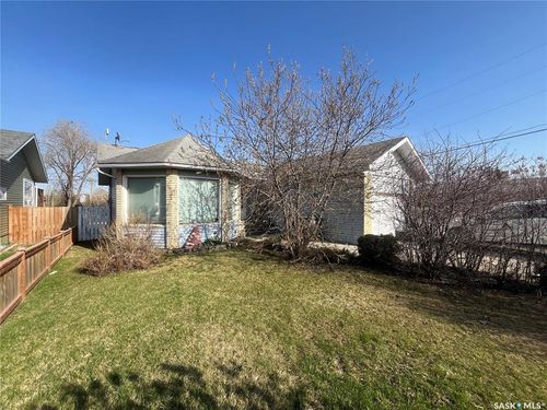 303 1st Ave N, Naicam, SK, S0K2A1 | Card Image